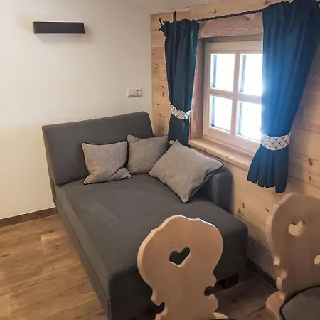 Apartment Dachsteinblick By Interhome